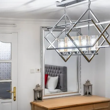 Cozy 2 Bedroom In Cihangir