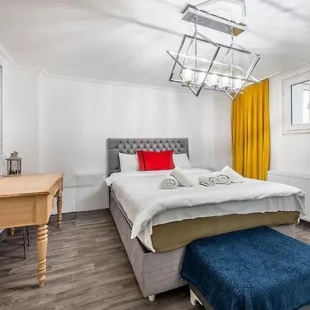 アパート Cozy 2 Bedroom In Cihangir イスタンブール