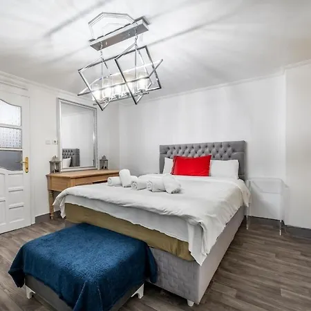 Apartment Cozy 2 Bedroom In Cihangir *
